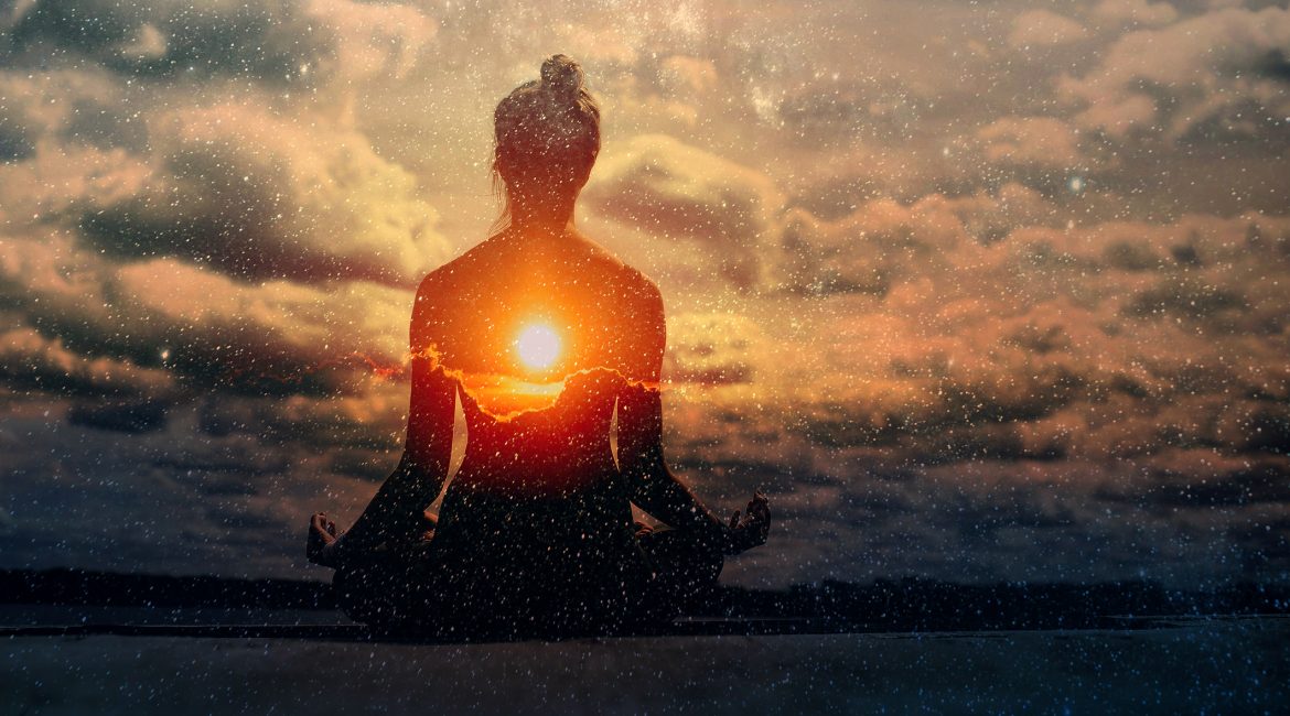 19.12.2021 19.30 – 20.45 UhrThere´s a light – restorative Yoga online